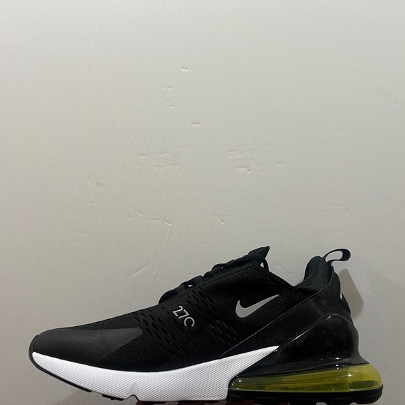 Nike, Air Max 270, FN8006 001, Black, White & Green - Picture 13 of 13